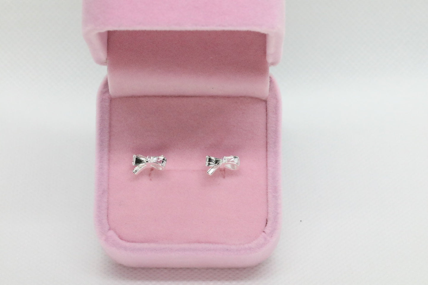 Sterling silver Stud earrings, bows, Christmas gift includes gift box B01