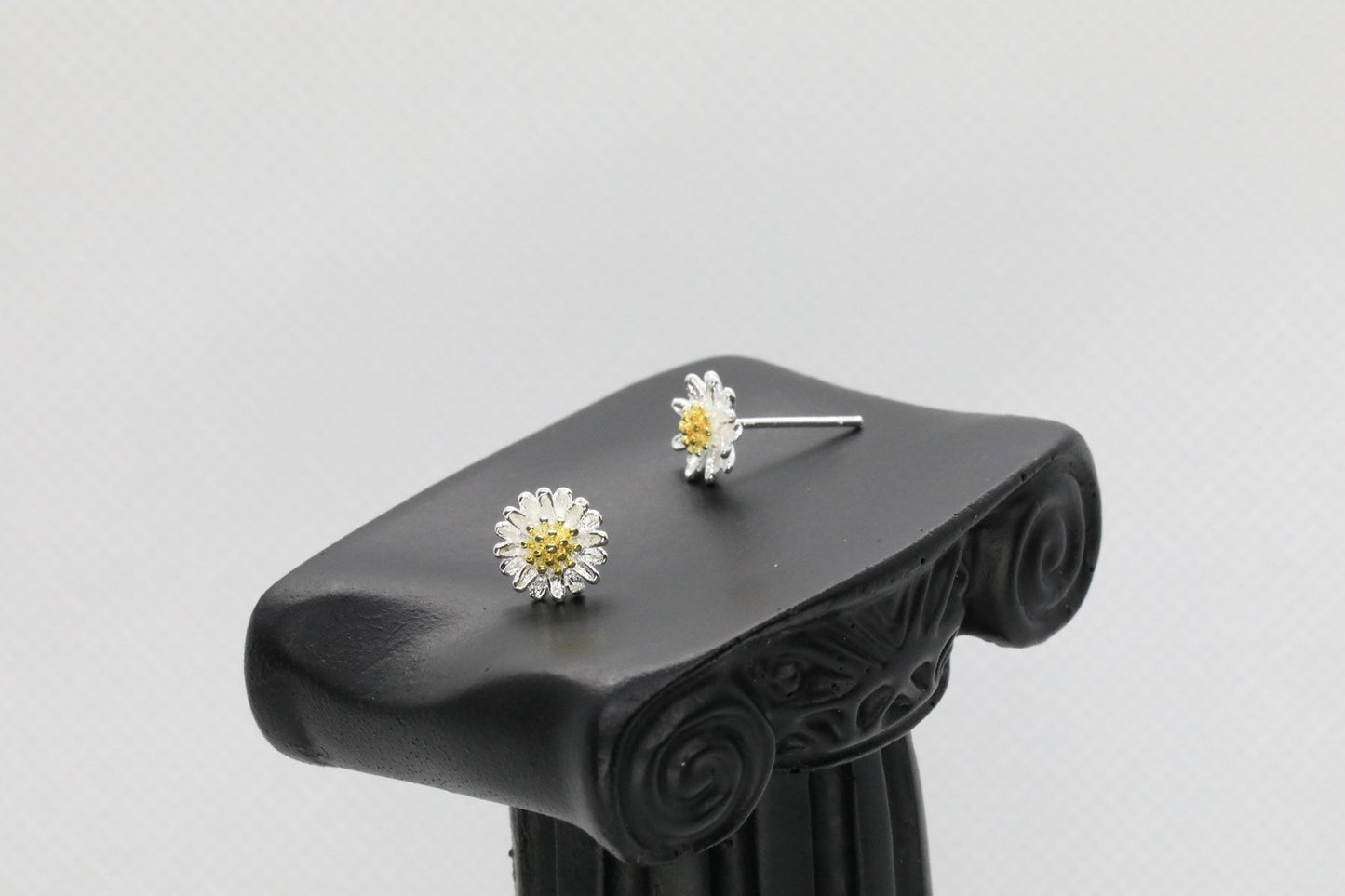 Daisy Sterling silver Stud earrings, Christmas gift includes gift box B15