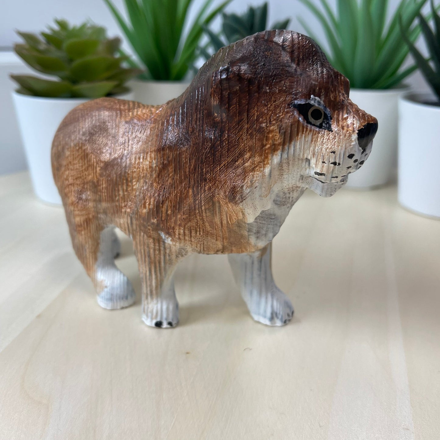 YEEYAYA Lion Wood sculpture Home decor Wood statue Wood figurines room decor Hand Carved wild animals Zoo