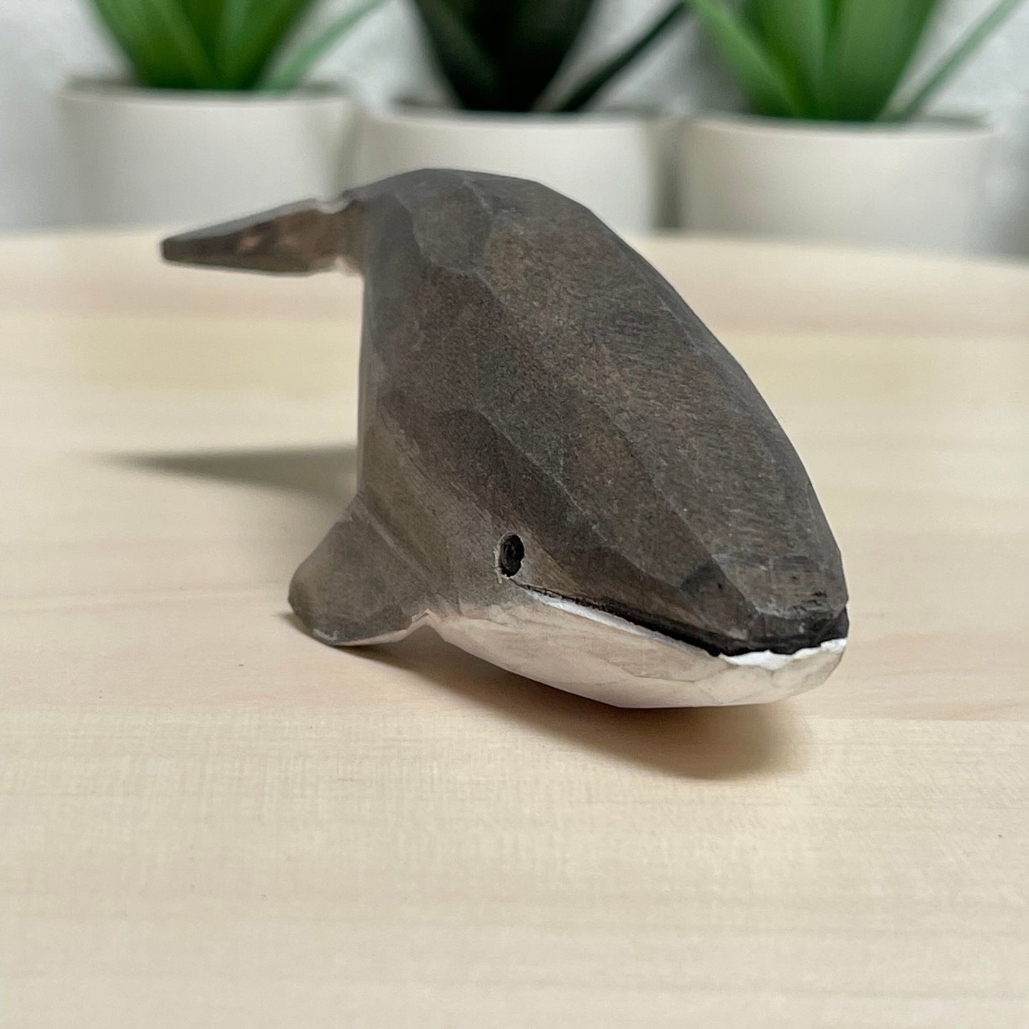 YEEYAYA Grey whale 4.2 inch Wood sculpture Hand Carved Wood Wooden whale Figurine woodcarving home decor room decor marine life