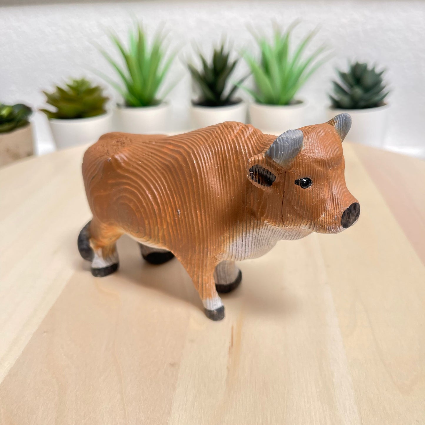 YEEYAYA Wood OX cattle bull Wood sculpture Home decor Wood statue Wood figurines room decor Hand Carved farm animals