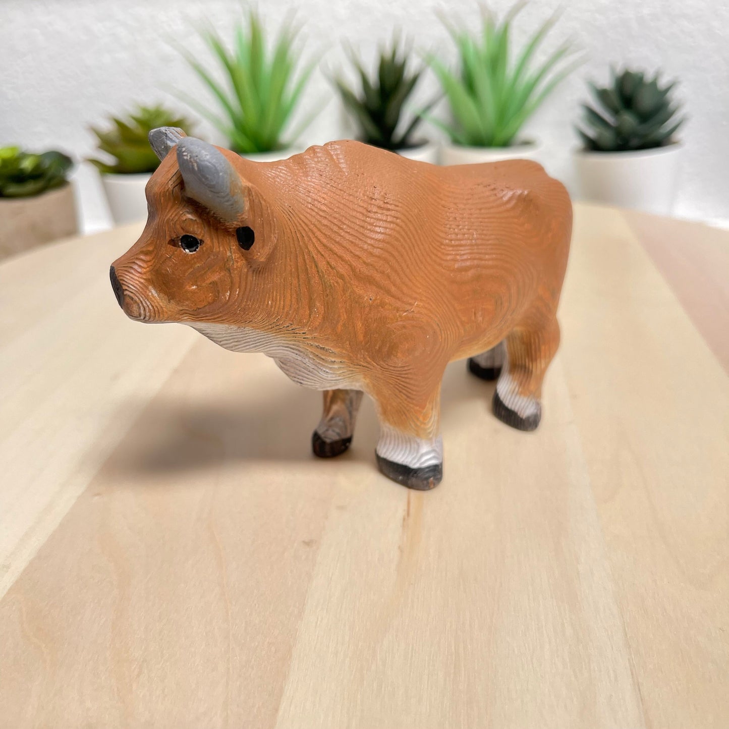 YEEYAYA Wood OX cattle bull Wood sculpture Home decor Wood statue Wood figurines room decor Hand Carved farm animals