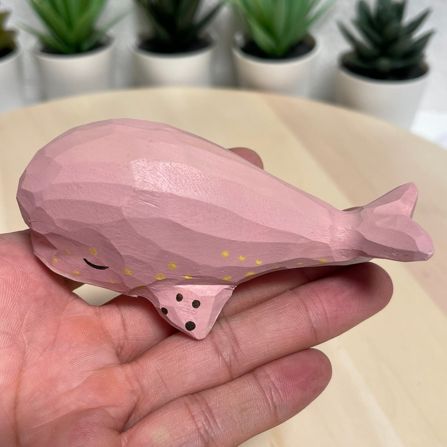 YEEYAYA Pink Whale 4.2“ Wood sculpture Hand Carved Wood Figurine woodcarving statue home decor room decor Aquatic animal Marine