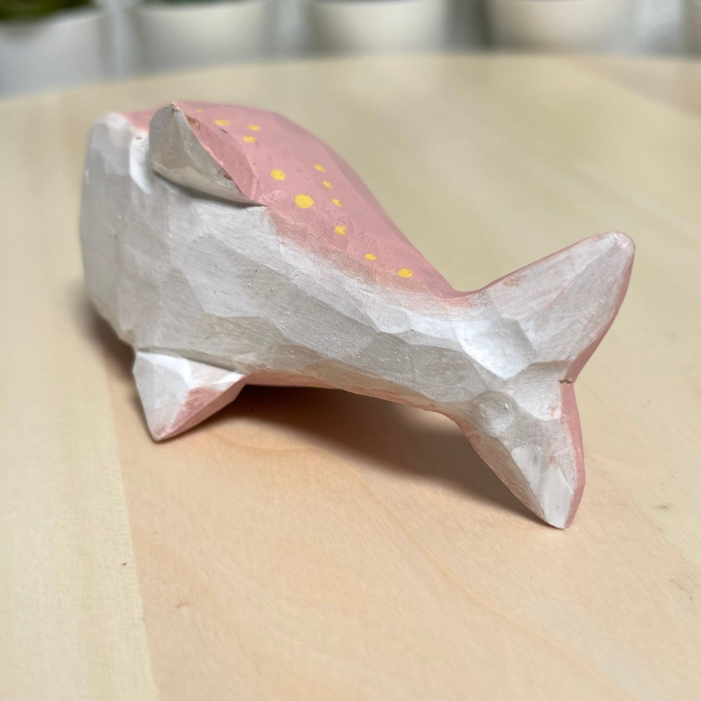 YEEYAYA Pink Whale 4.2“ Wood sculpture Hand Carved Wood Figurine woodcarving statue home decor room decor Aquatic animal Marine