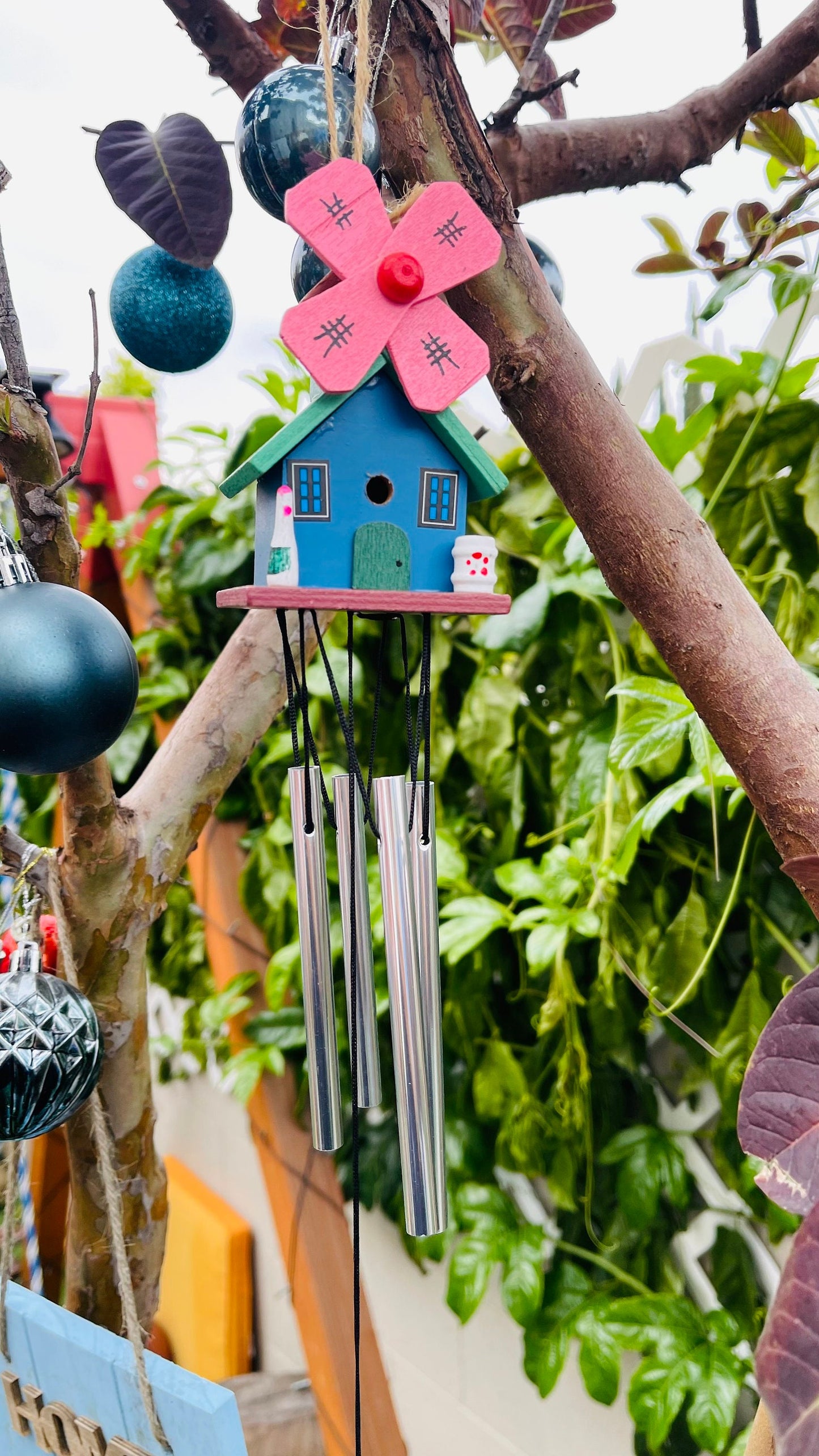 YEEYAYA Hand made wooden house wind chime